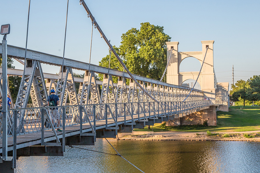 Suspension bridge in Waco