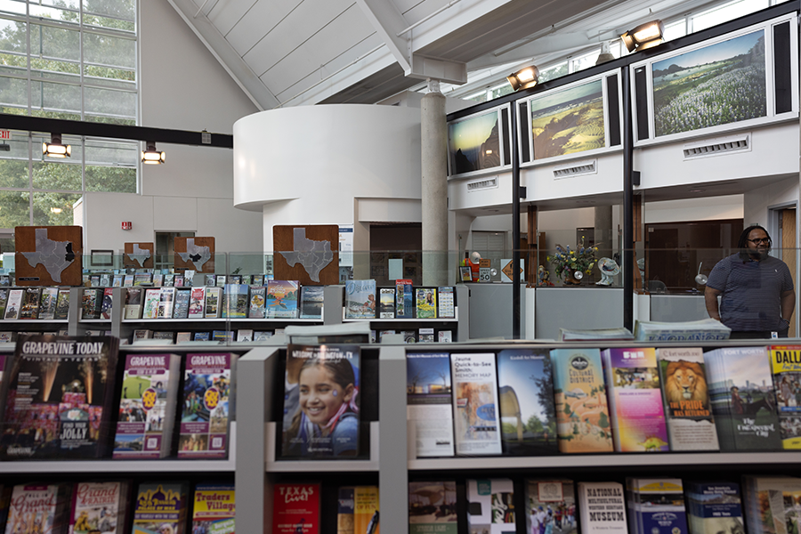 Texarkana travel information center brochure stand