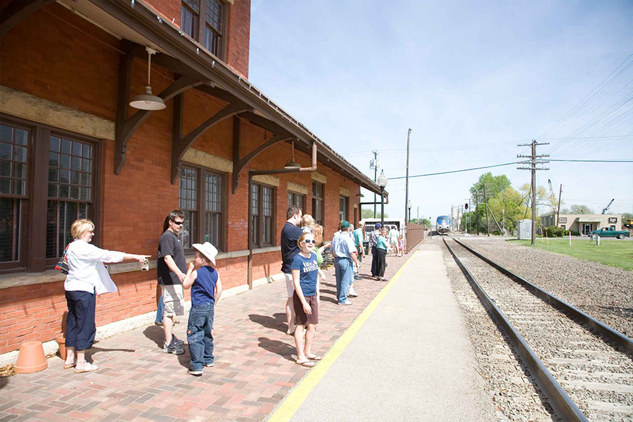 Pasajeros en la estación de tren