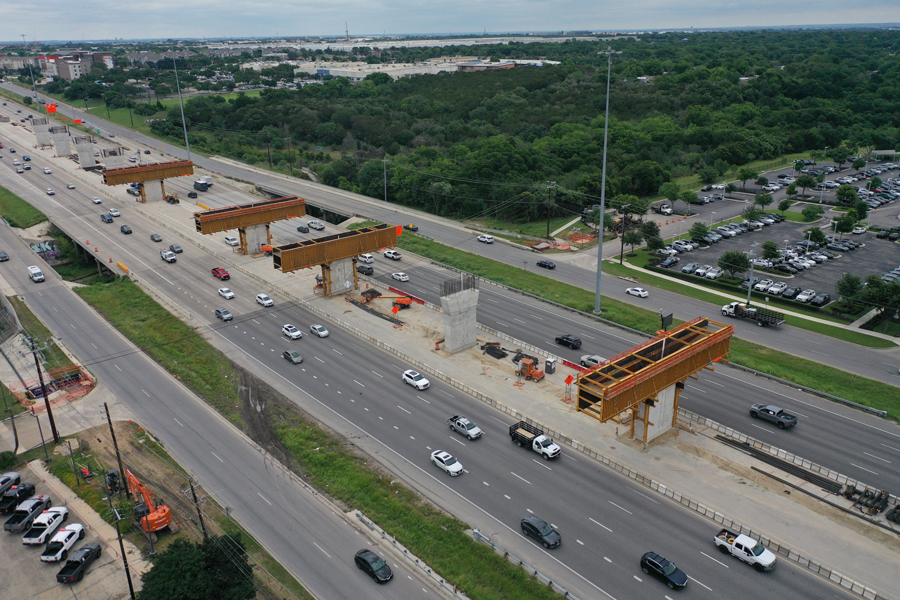 Progress on the elevated managed lanes near Stassney Lane, May 2024